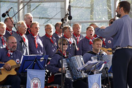 Lübecker Shanty-Chor "Möwenschiet"