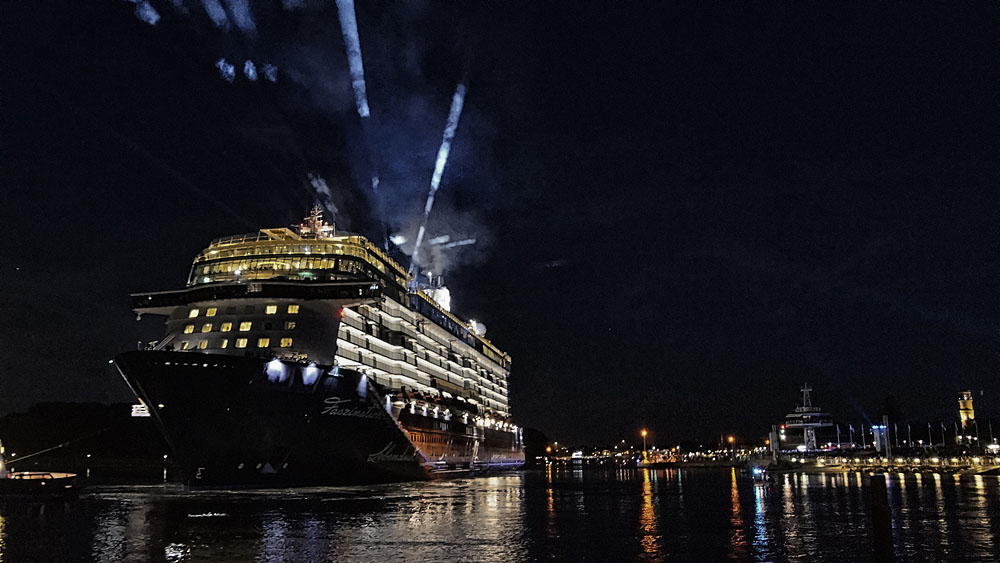 Mein Schiff 5 Schiffstaufe in Travemünde ©TraveMedia