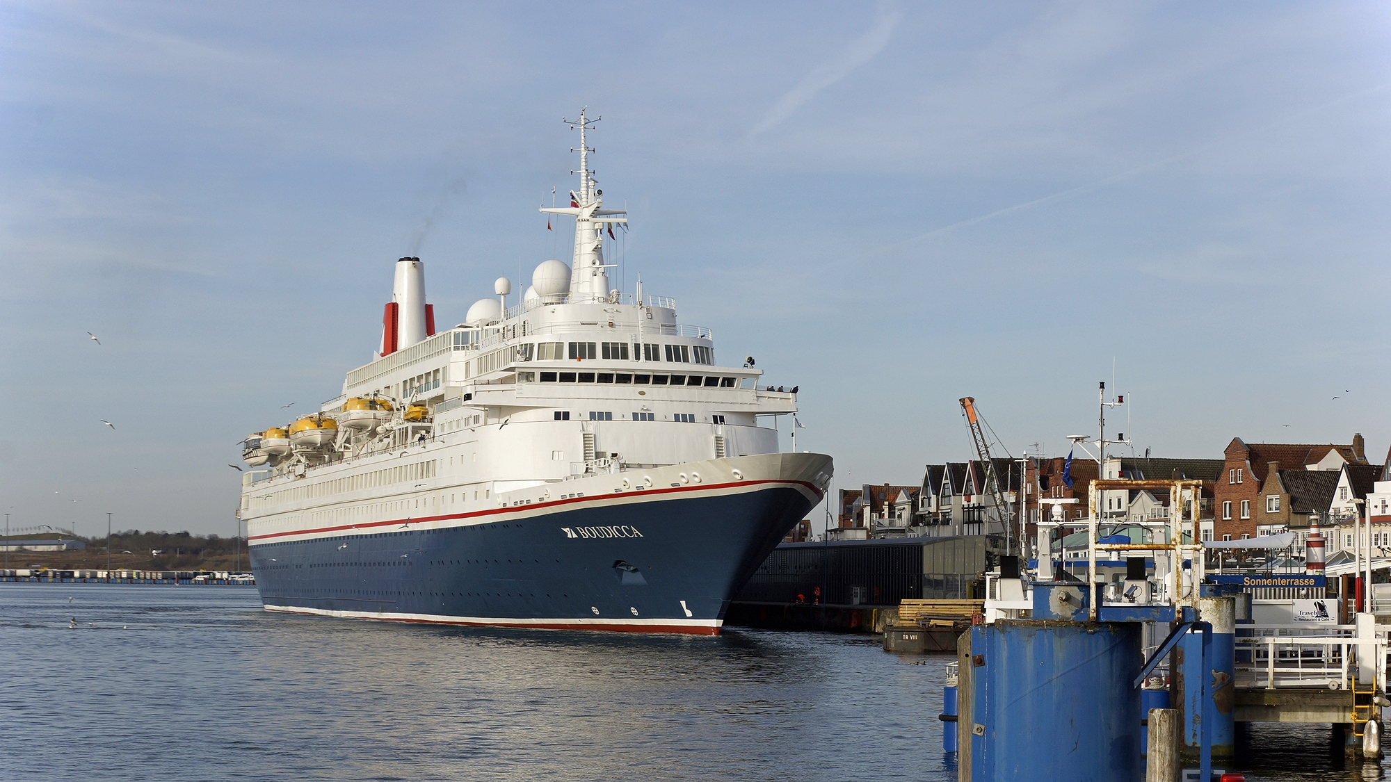 Die Boudicca am Kai in Travemünde © TraveMedia