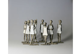 Mädchen mit Mini-Gruppe II © Susanne Kraißer