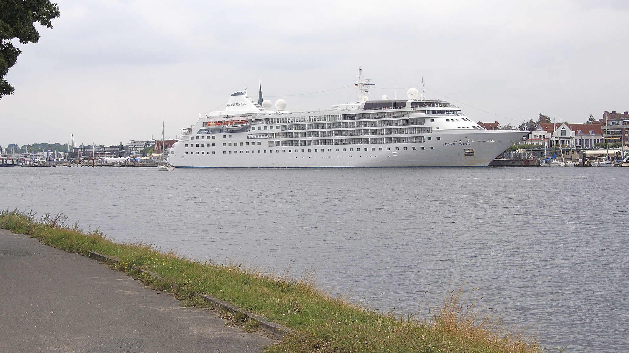 Silver Wind in Travemünde am Kai © TraveMedia