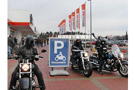 Motorradausstellung bei MÖBEL KRAFT in Bad Segeberg