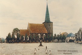 Kirche ca. 1890 © Archiv zeiTTor – Museum der Stadt Neustadt in Holstein