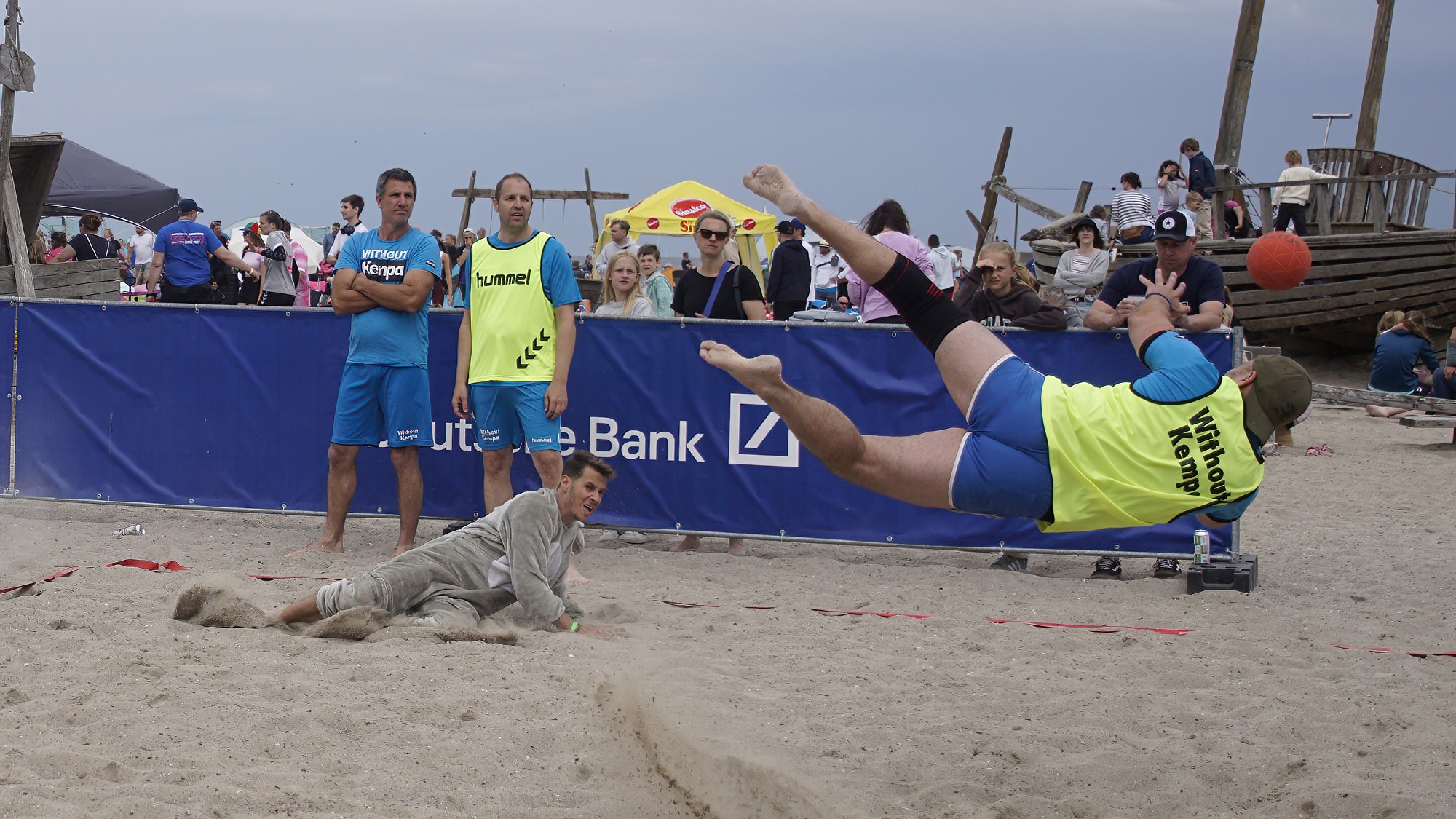 » Fotogalerie 2024 « » Fotogalerie 2023 « 20250705 23. Travemünder Beach-Handball-Cup 2025 © TraveMedia
