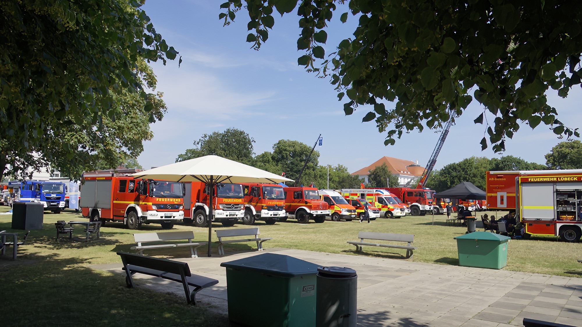20260627 1. Lübecker Blaulichttag Travemünde © TraveMedia 