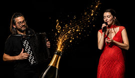 „CHAMPAGNER! – Paris, Musette, Django und Chanson“ © CLASSICAL BEAT